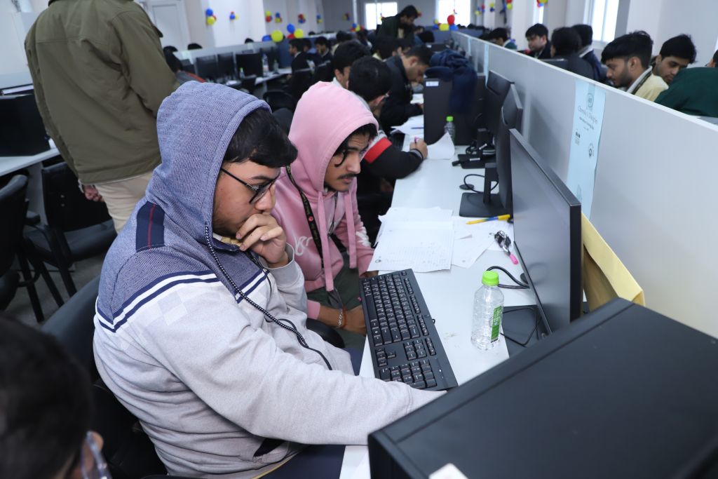 A team collaborating during ICPC Kanpur